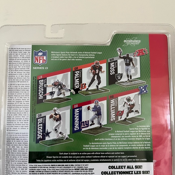 Cadillac Williams Tampa Buccaneers Collectable Figurine / 2006 / NFL - Picture 7 of 8